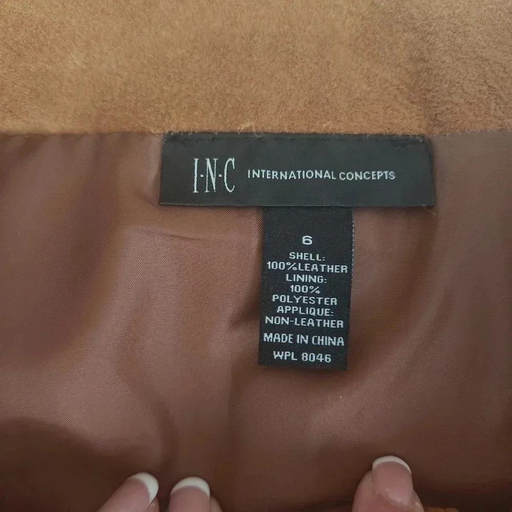 INC 100% Leather Floral Zip Skirt Sz 6 - Picture 3 of 6